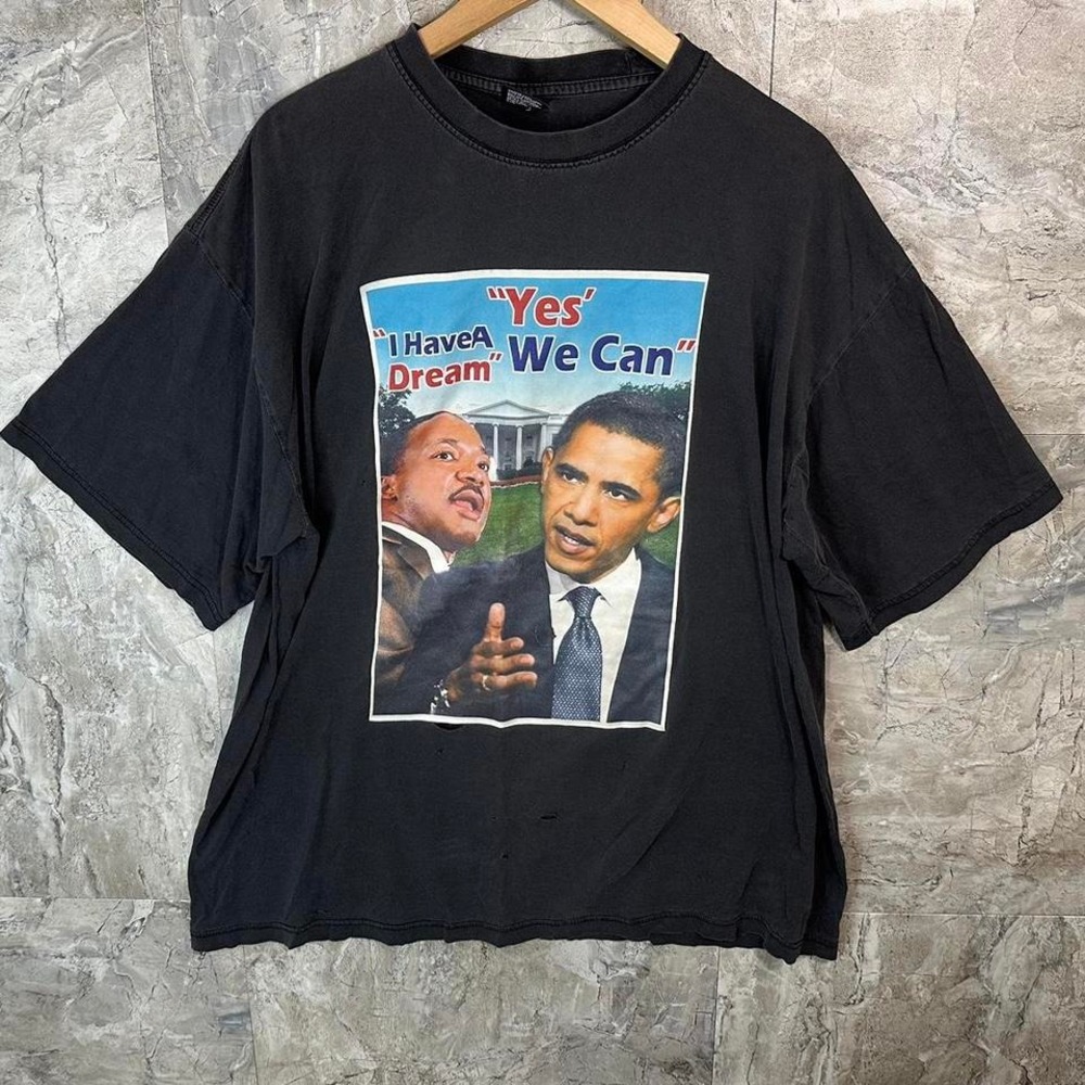 Vintage Black‎ graphic tee with Obama and Martin Luther King Jr.  Mens 2XL